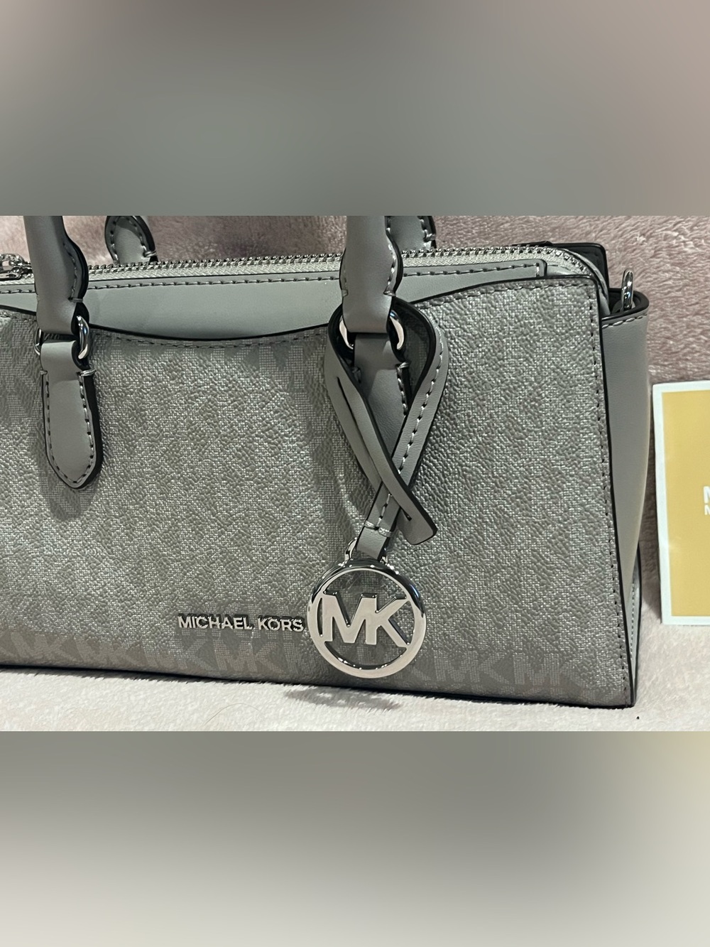 Michael Kors Gray Signature Purse with MK Charm New - Picture 2 of 10